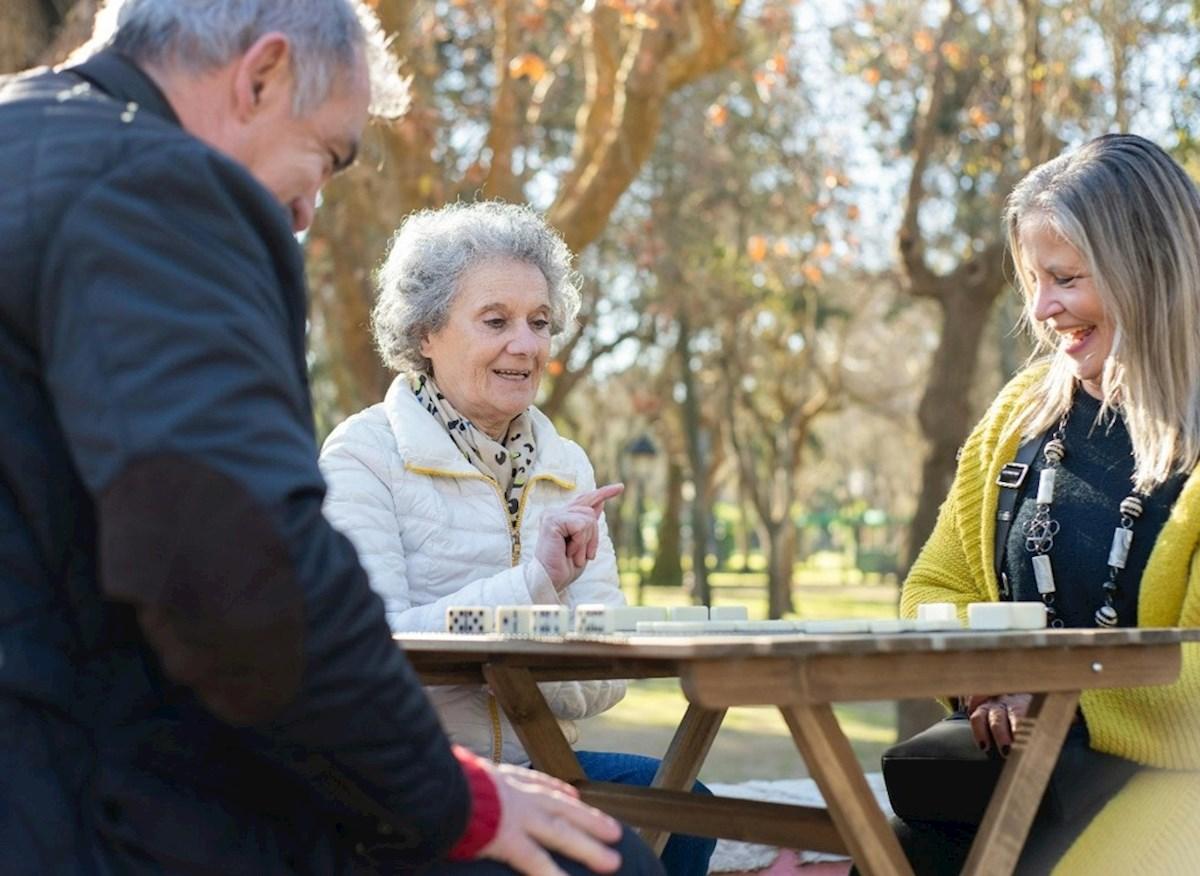 Cognitive training and rehabilitation for people with dementia